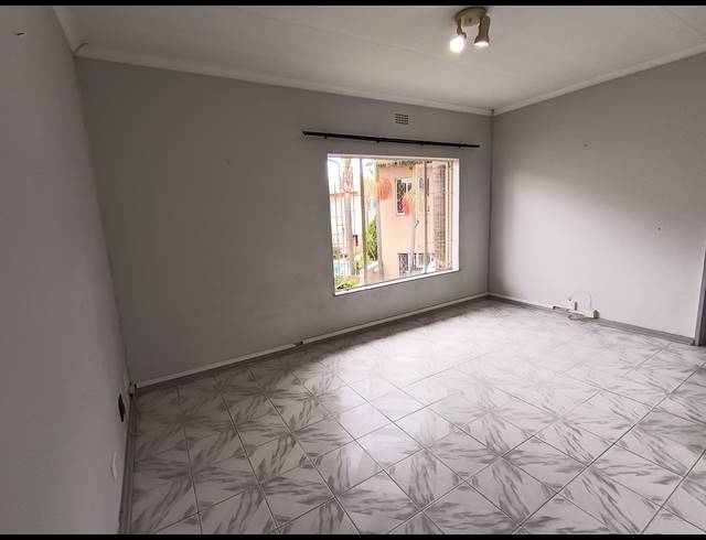 1 BEDROOM APARTMENT FOR SALE IN VERWOERDPARK
